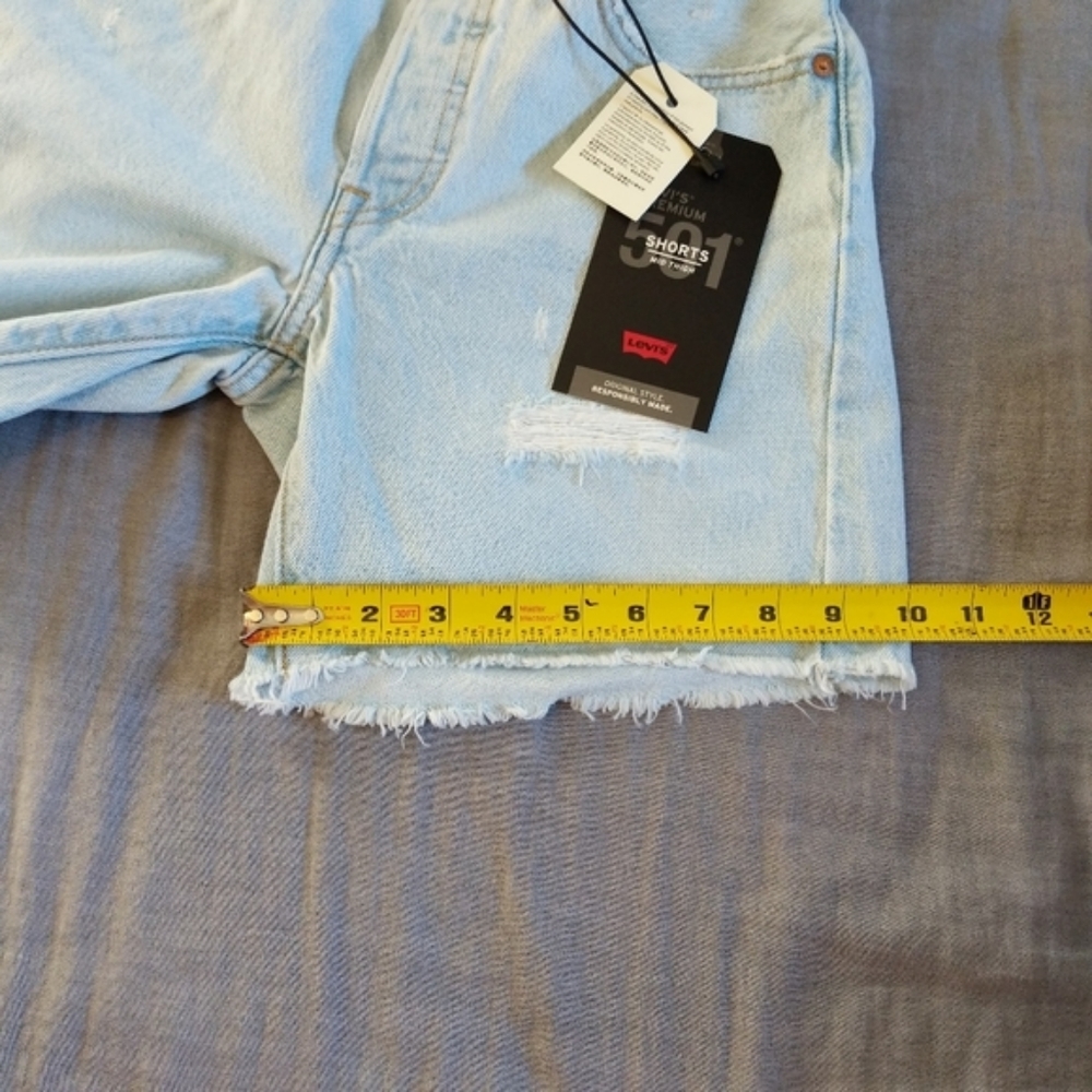 Levi's 501 Mid Thigh Bermuda Jean Denim Long Shorts Pants - Picture 13 of 15